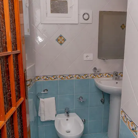 Little House Holiday home Minori